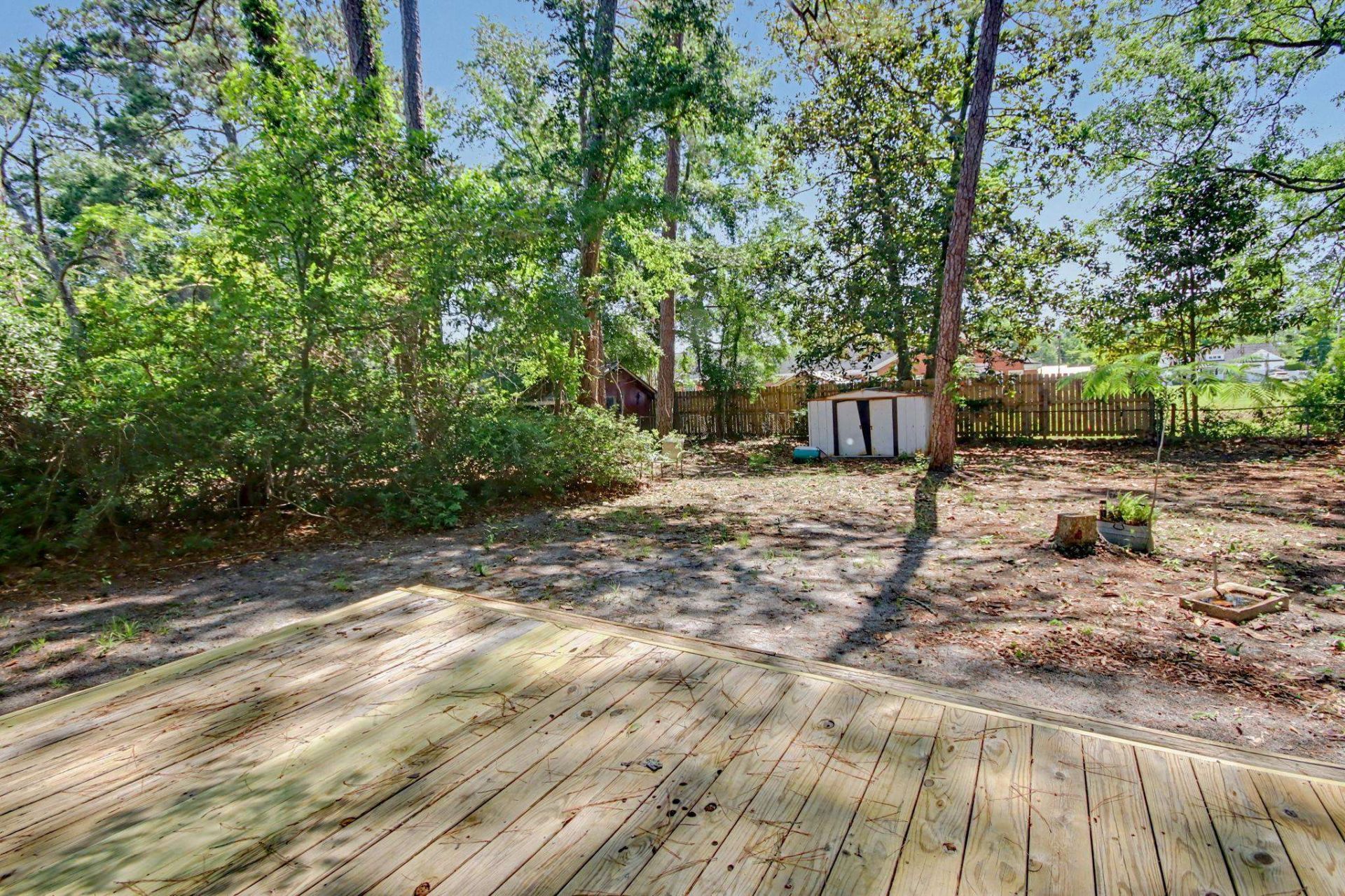 2407 South Island Rd.  Photo 31