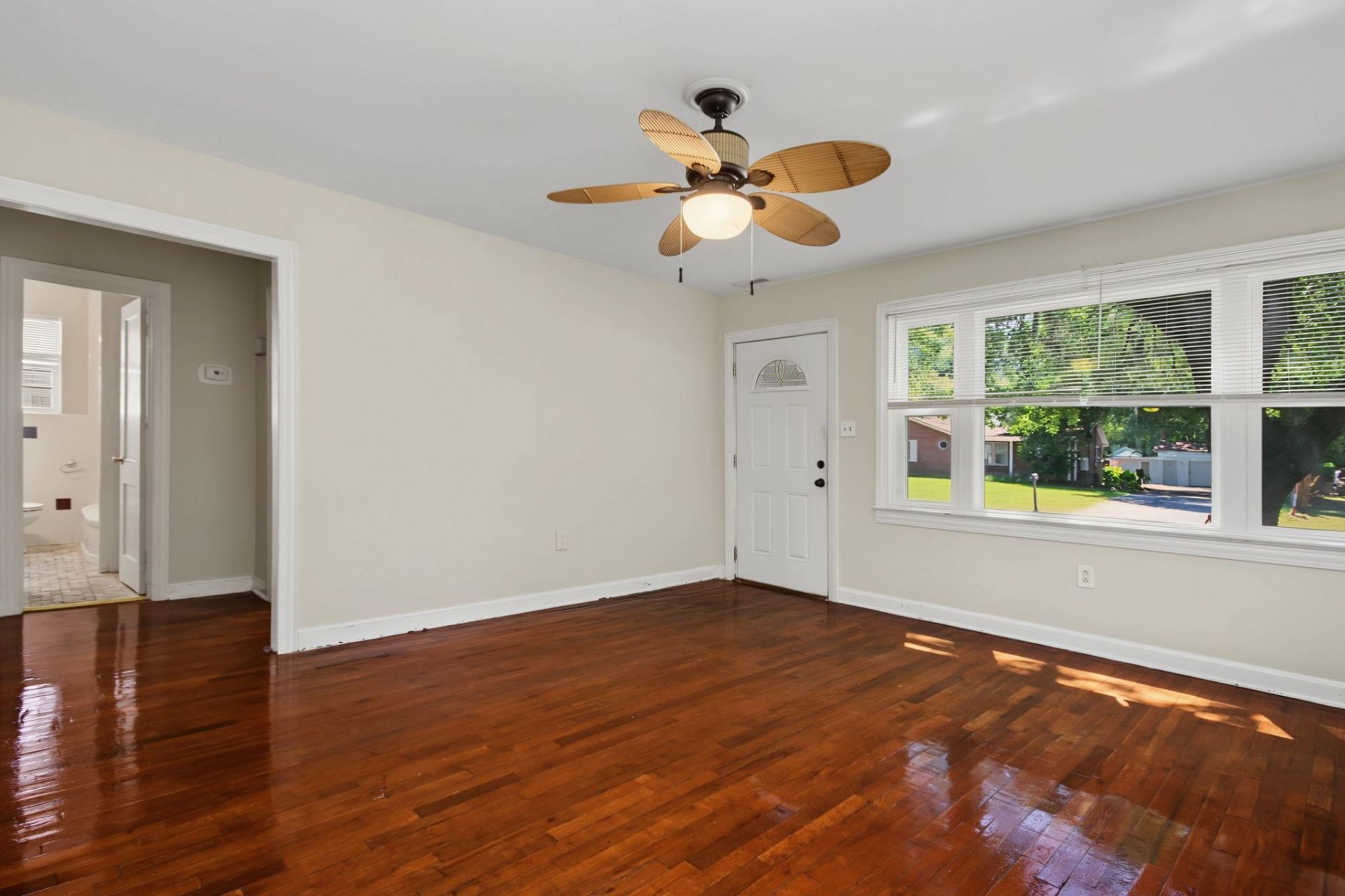 2407 South Island Rd.  Photo 8