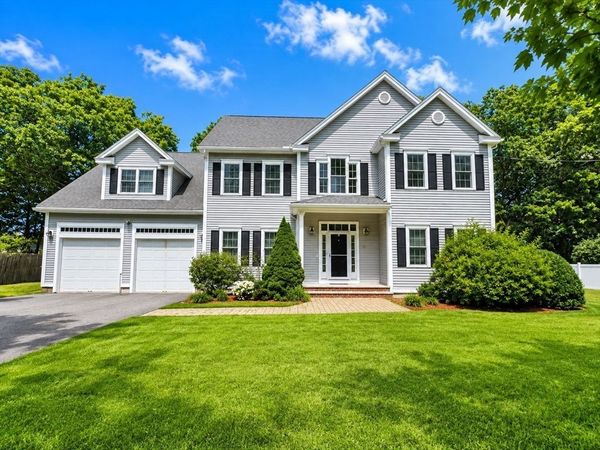 20 Coolidge Ave, Norwood, MA 02062