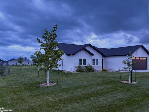 839 S 3Rd Street, Montezuma, IA 50171