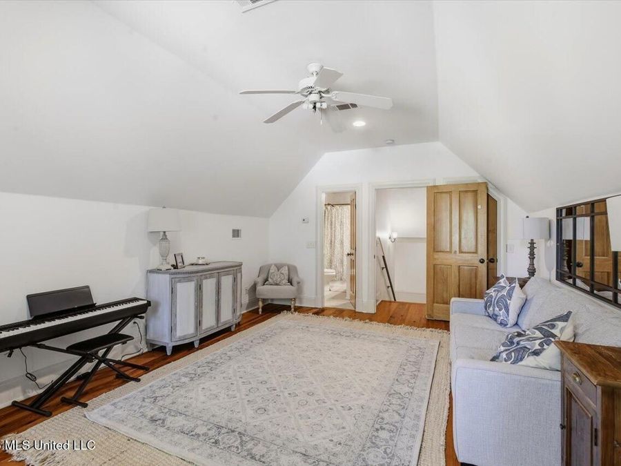 Property Image 51