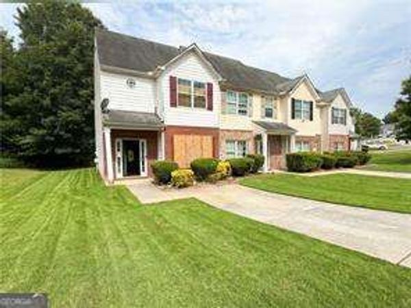 268 Brookview Drive, Riverdale, GA 30274