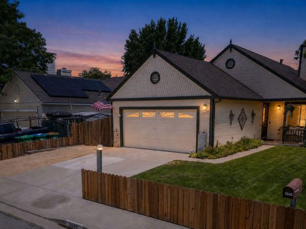 2643 S Pinebrook Drive, Carson City, NV 89701