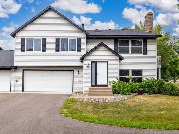 3632 Gershwin Lane N, Oakdale, MN 55128