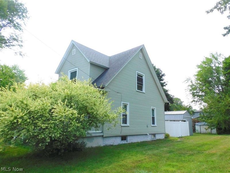 359 Fulton Street , Conneaut, OH 44030 Photo 3