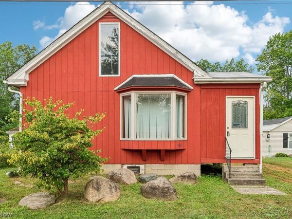 4869 Presidential Avenue , Geneva on the Lake, OH 44041