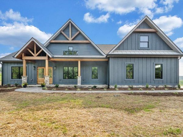 3843 Saul LN, Roanoke, VA 24014