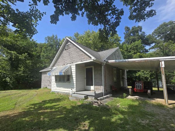 10621 Sassafrass Road, Tell City, IN 47586