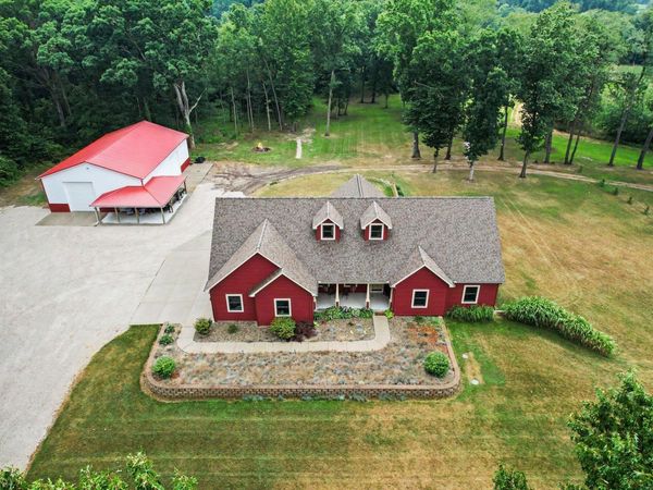 8272 Division Drive, Battle Creek, MI 49014
