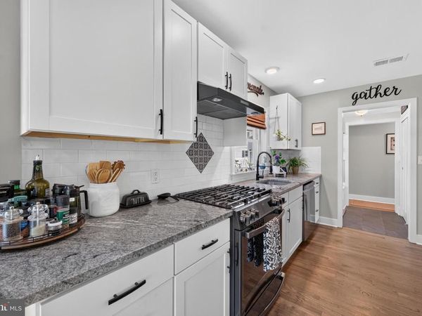 2702 HARRINGTON ROAD , CHESTER, MD 21619