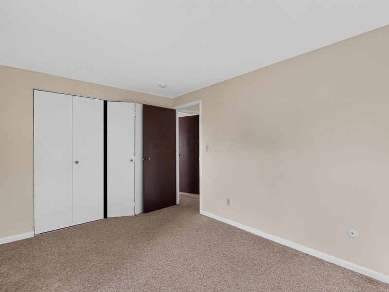 3737 Panama Drive , Westerville, OH 43081 Photo 10