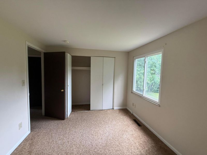 3737 Panama Drive , Westerville, OH 43081 Photo 8
