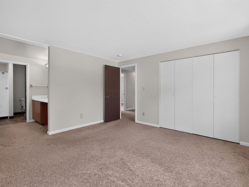 3737 Panama Drive , Westerville, OH 43081 Photo 9