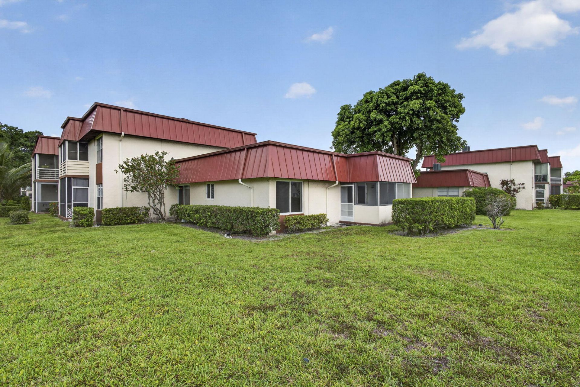 12020 W Greenway Drive, Unit 101, Royal Palm Beach, FL 33411 Photo