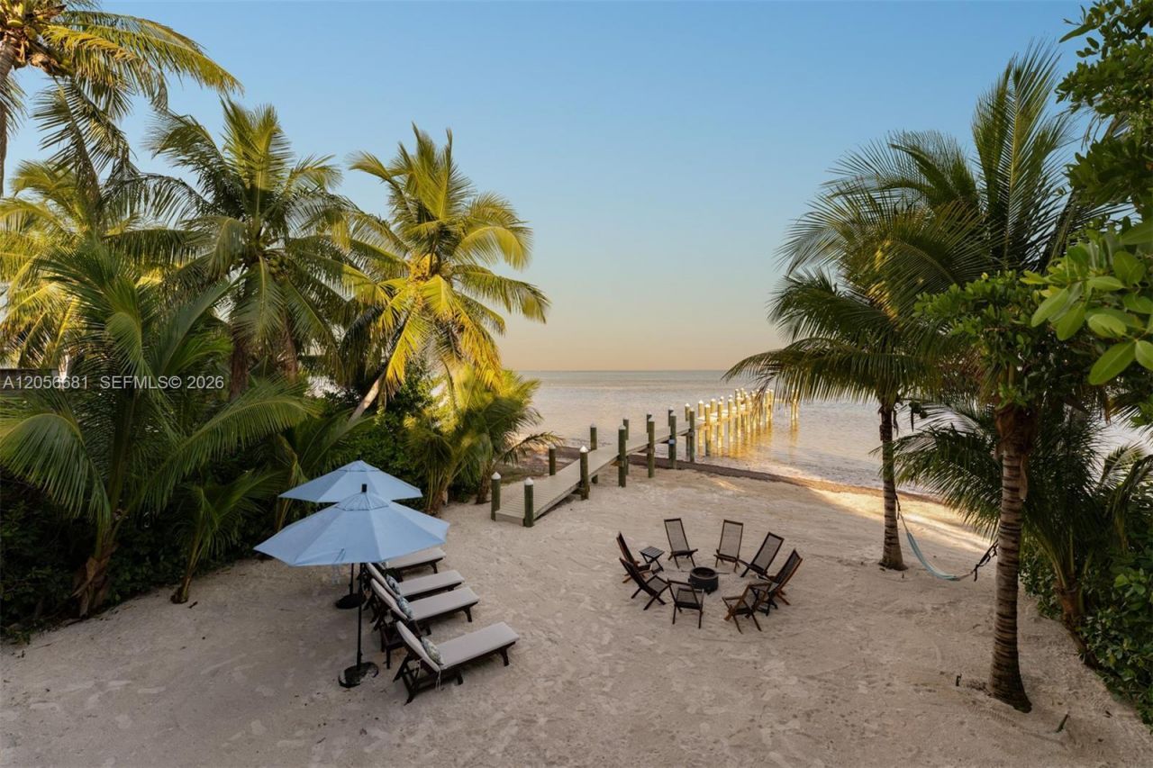 58652 Overseas Highway, Marathon, FL 33050 Photo