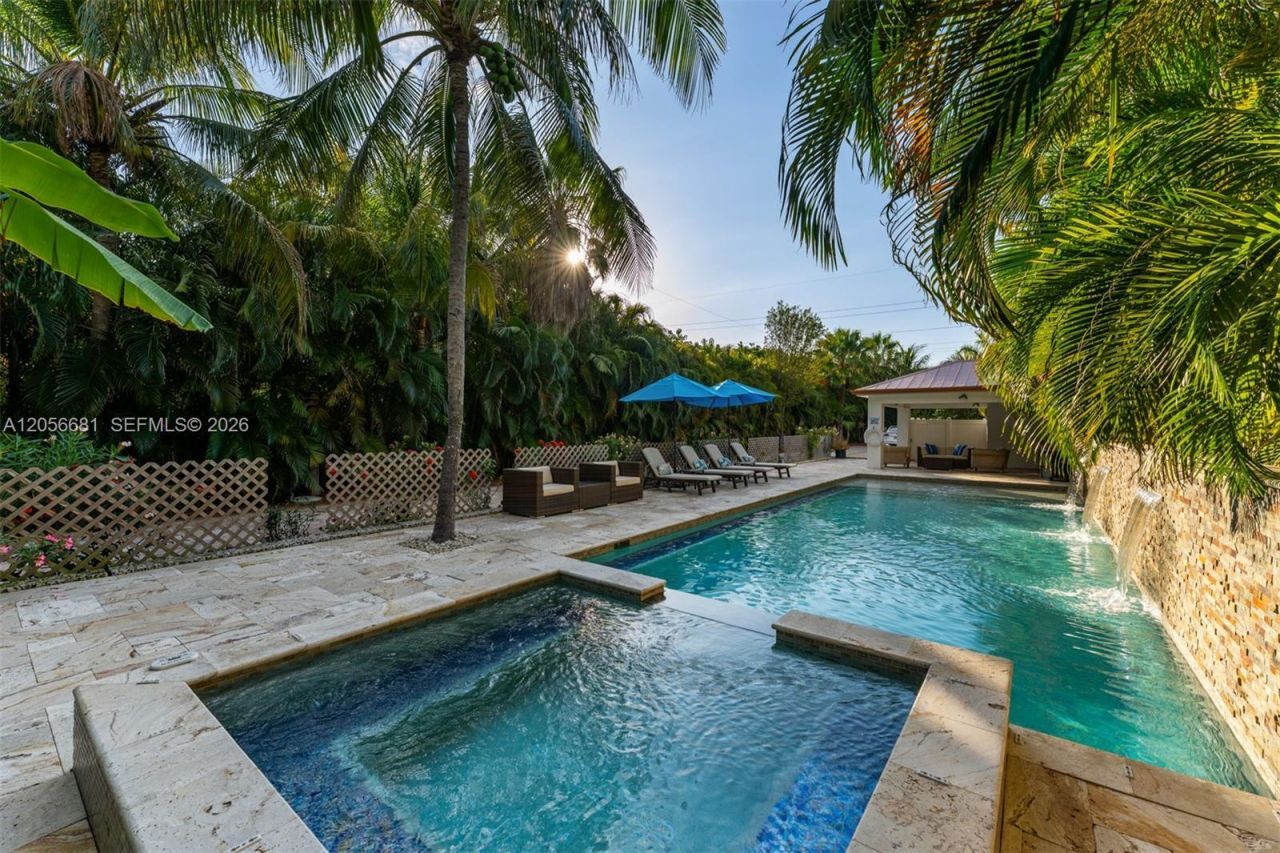 58652 Overseas Highway, Marathon, FL 33050 Photo