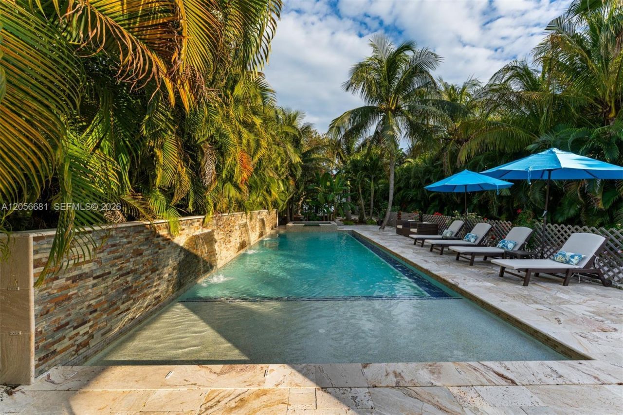 58652 Overseas Highway, Marathon, FL 33050 Photo