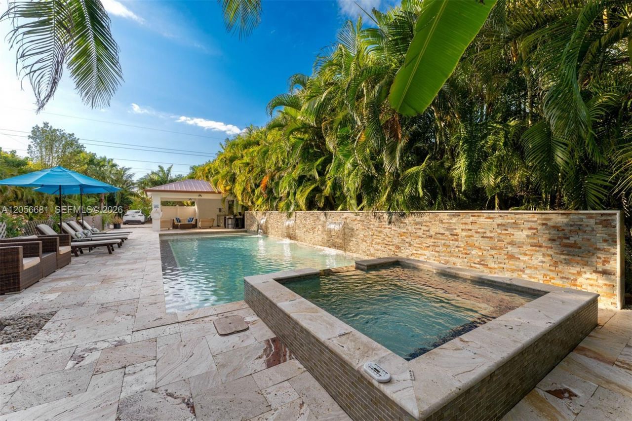 58652 Overseas Highway, Marathon, FL 33050 Photo