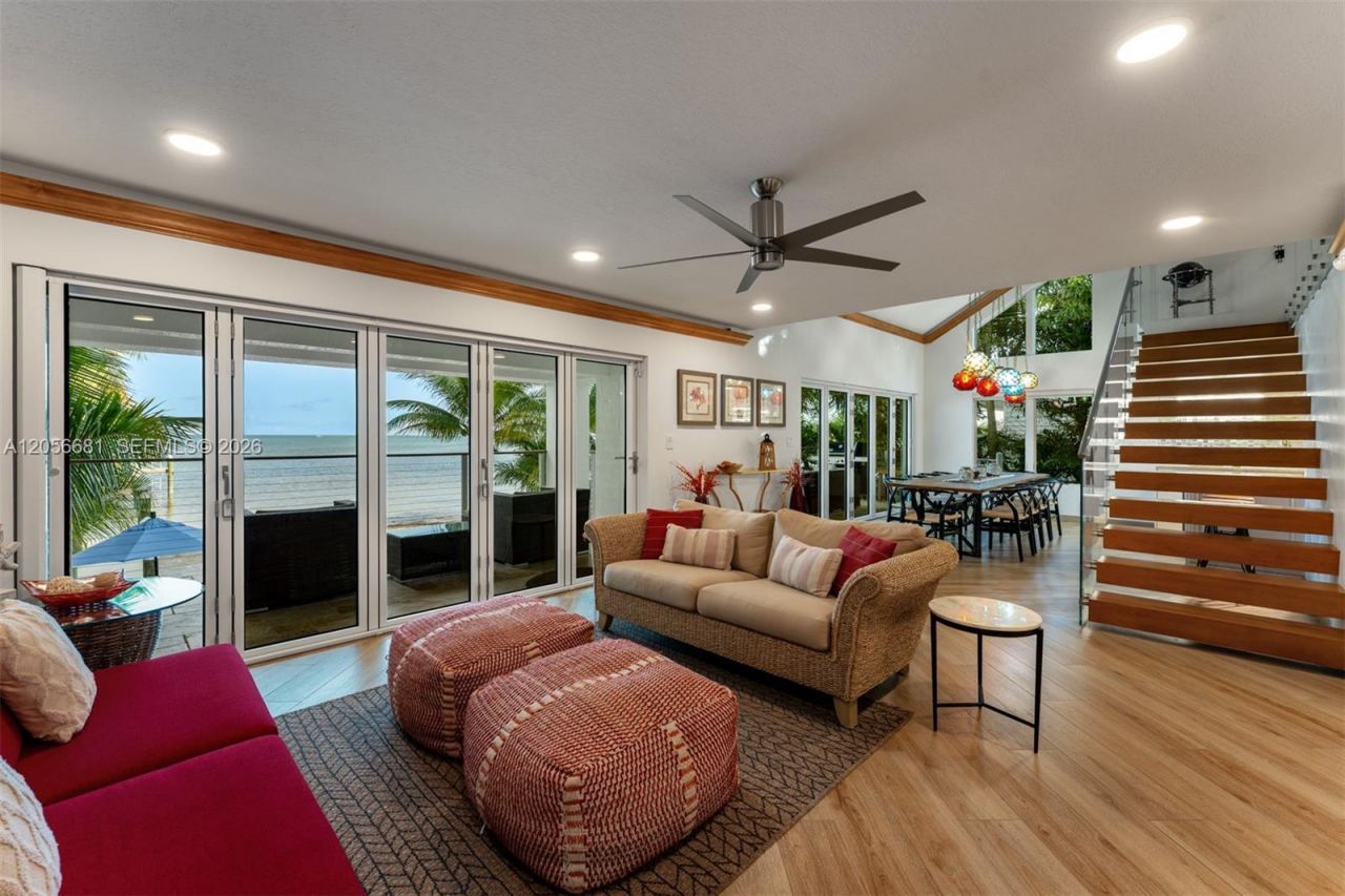 58652 Overseas Highway, Marathon, FL 33050 Photo
