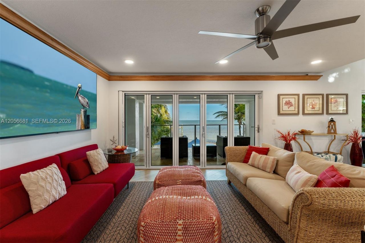58652 Overseas Highway, Marathon, FL 33050 Photo