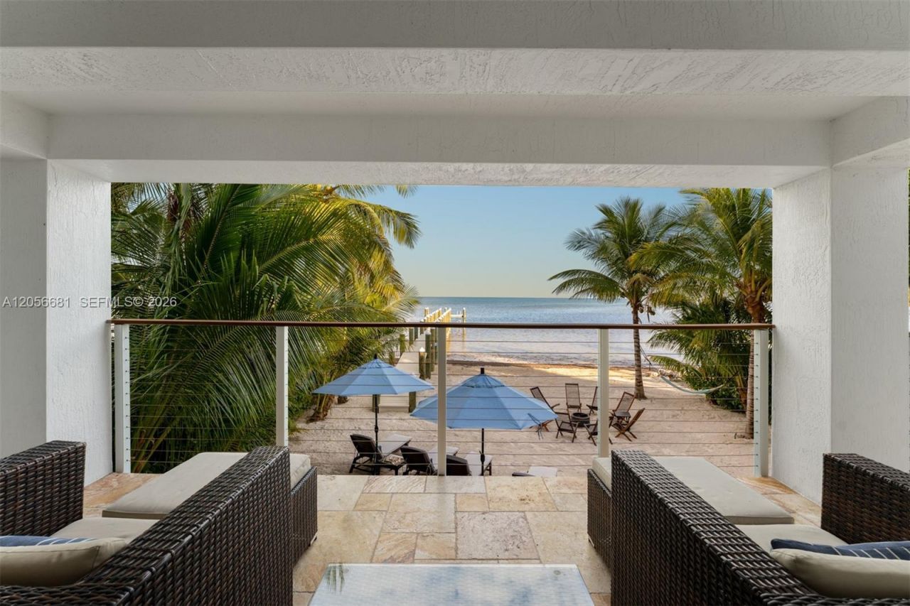58652 Overseas Highway, Marathon, FL 33050 Photo