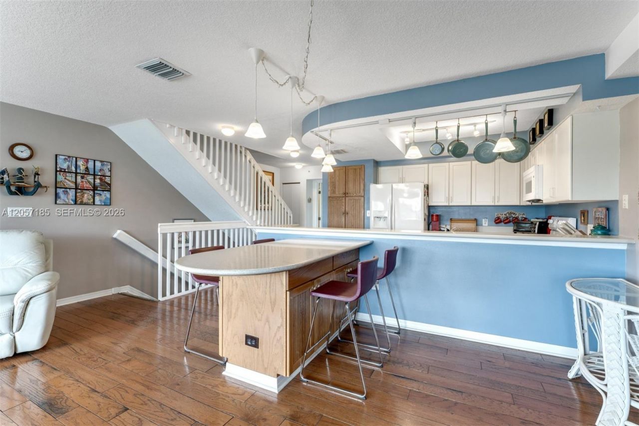 95 Coco Plum Dr Unit 4b & Slip B-34, Marathon, FL 33050 Photo