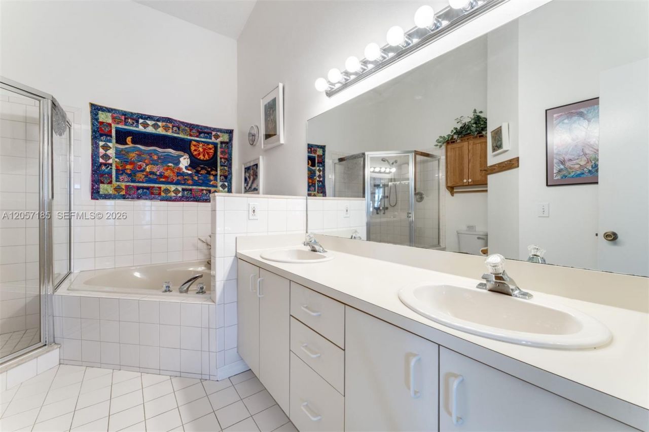 95 Coco Plum Dr Unit 4b & Slip B-34, Marathon, FL 33050 Photo
