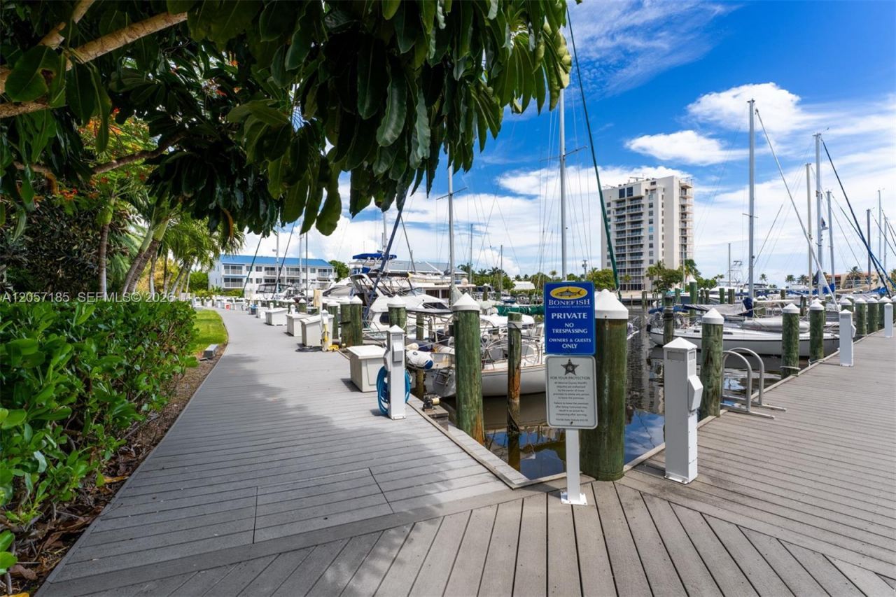 95 Coco Plum Dr Unit 4b & Slip B-34, Marathon, FL 33050 Photo