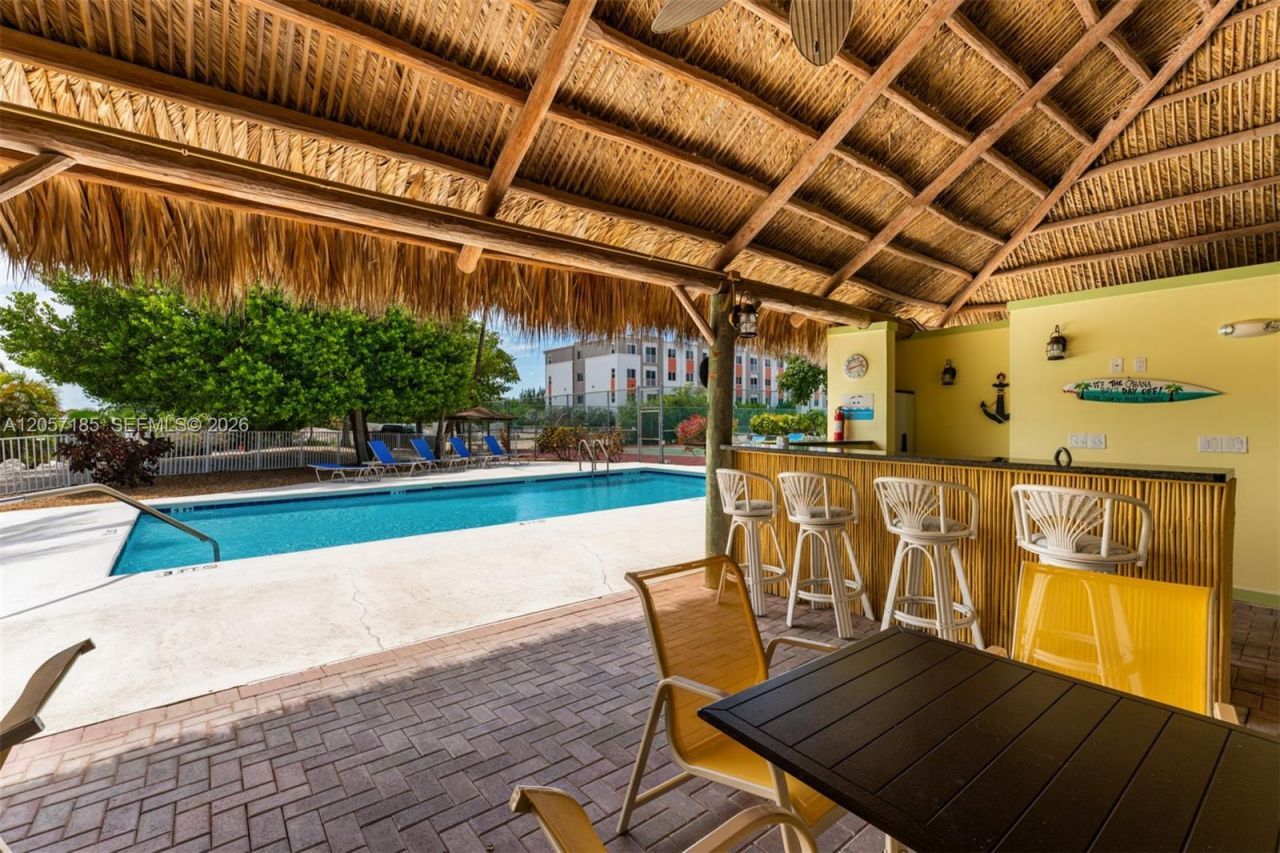 95 Coco Plum Dr Unit 4b & Slip B-34, Marathon, FL 33050 Photo