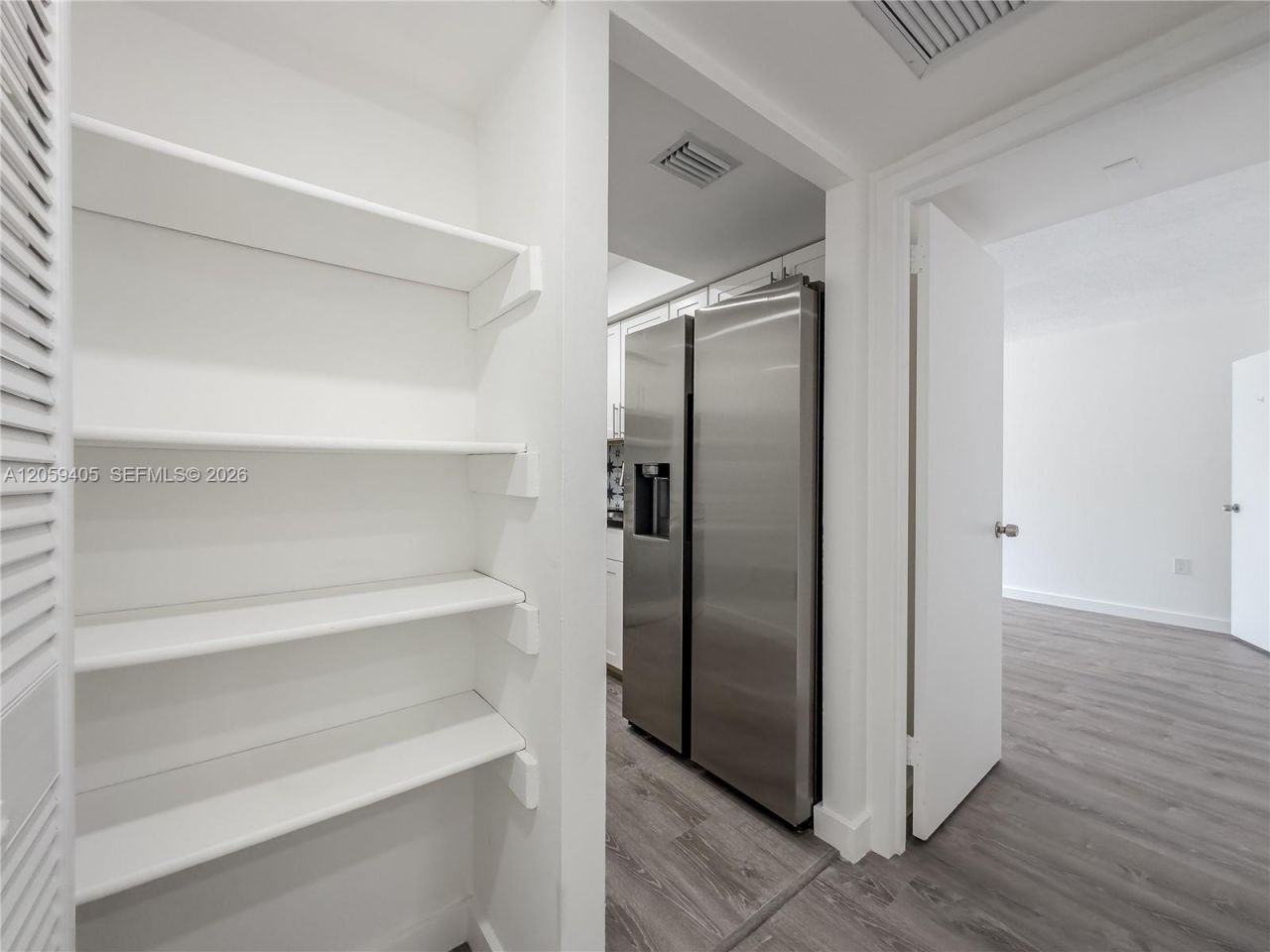 17570 Atlantic Blvd, Unit 210, Sunny Isles Beach, FL 33160 Photo