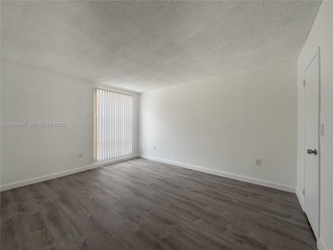17570 Atlantic Blvd, Unit 210, Sunny Isles Beach, FL 33160 Photo