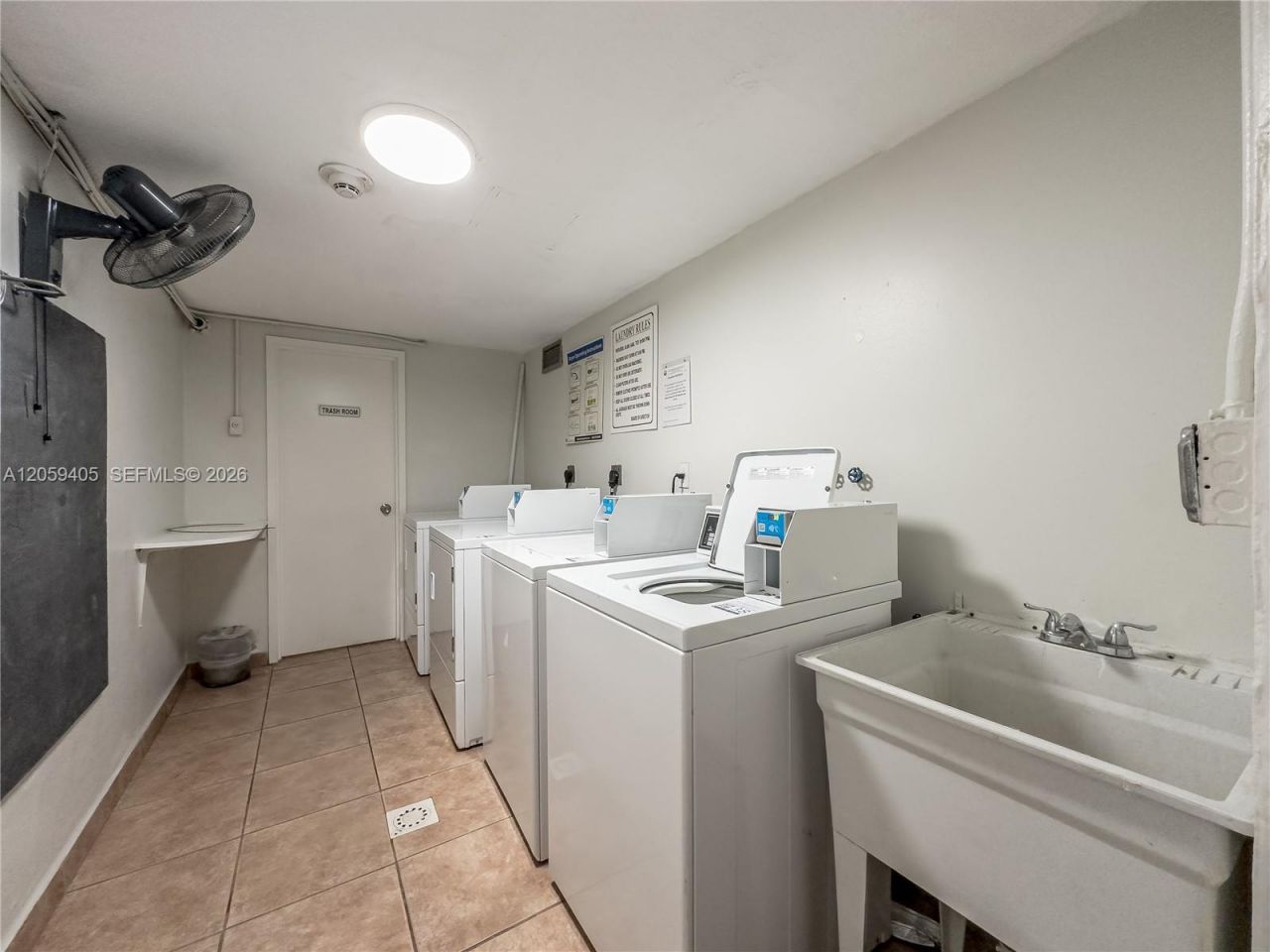 17570 Atlantic Blvd, Unit 210, Sunny Isles Beach, FL 33160 Photo