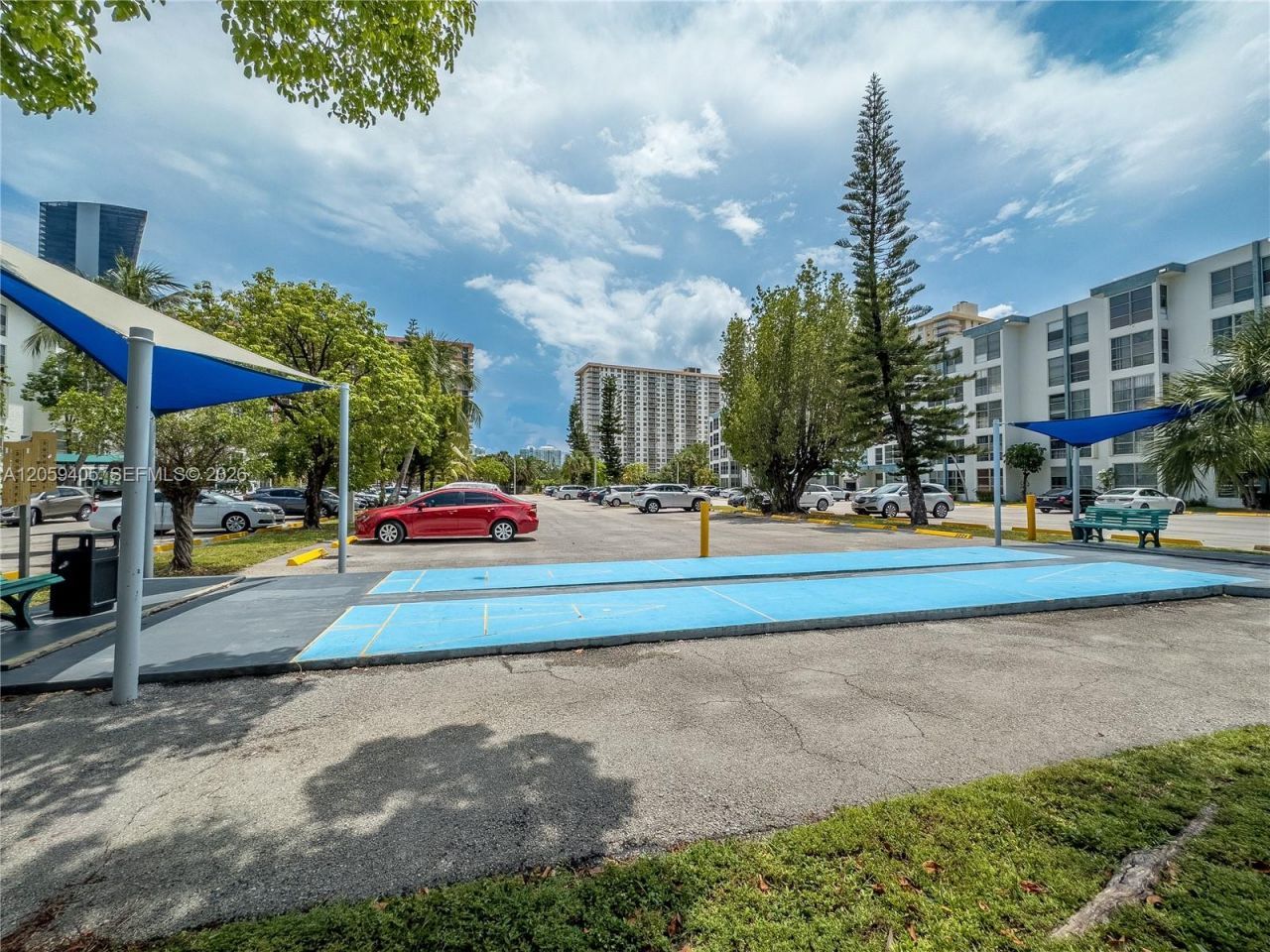17570 Atlantic Blvd, Unit 210, Sunny Isles Beach, FL 33160 Photo