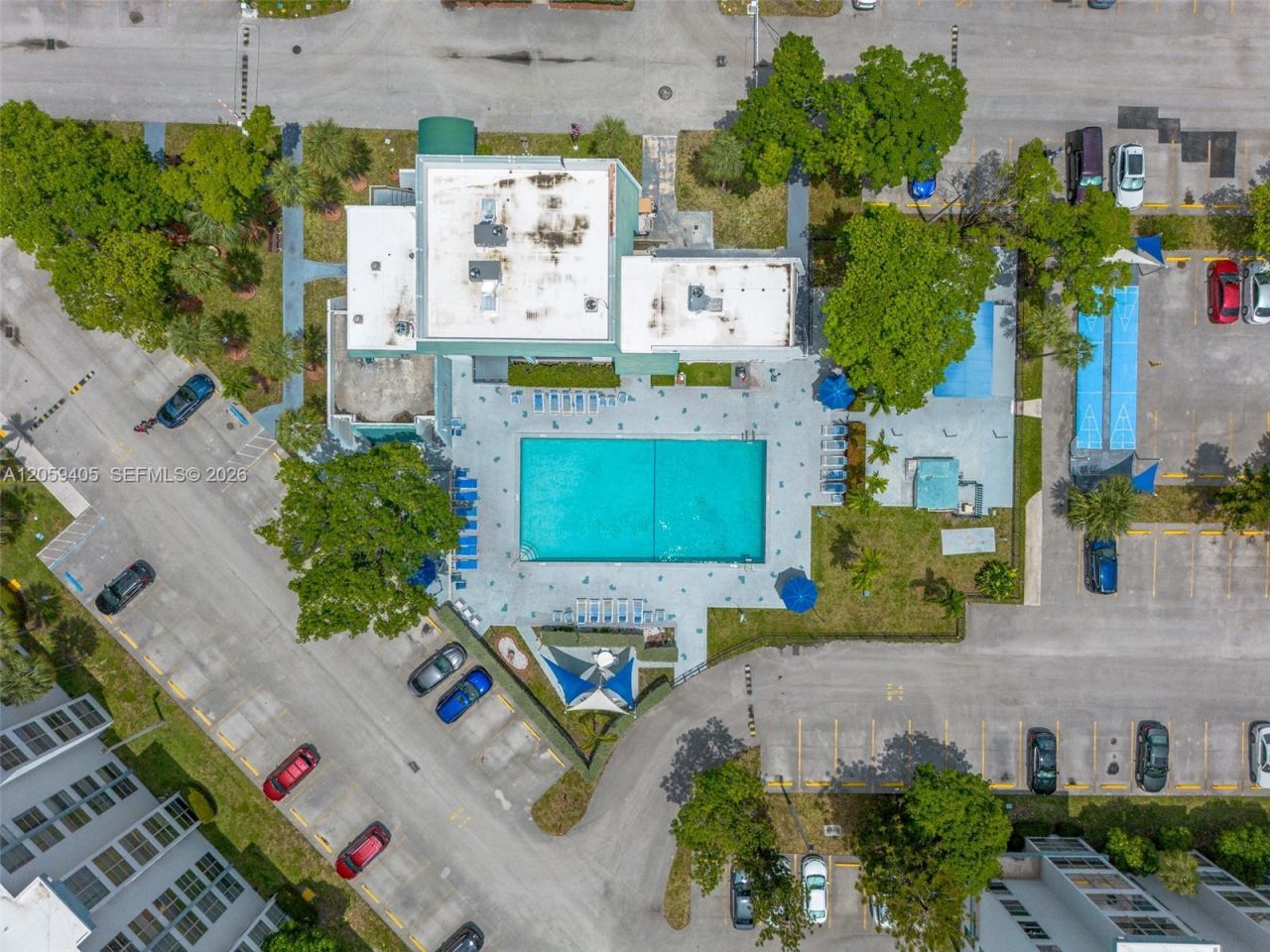 17570 Atlantic Blvd, Unit 210, Sunny Isles Beach, FL 33160 Photo