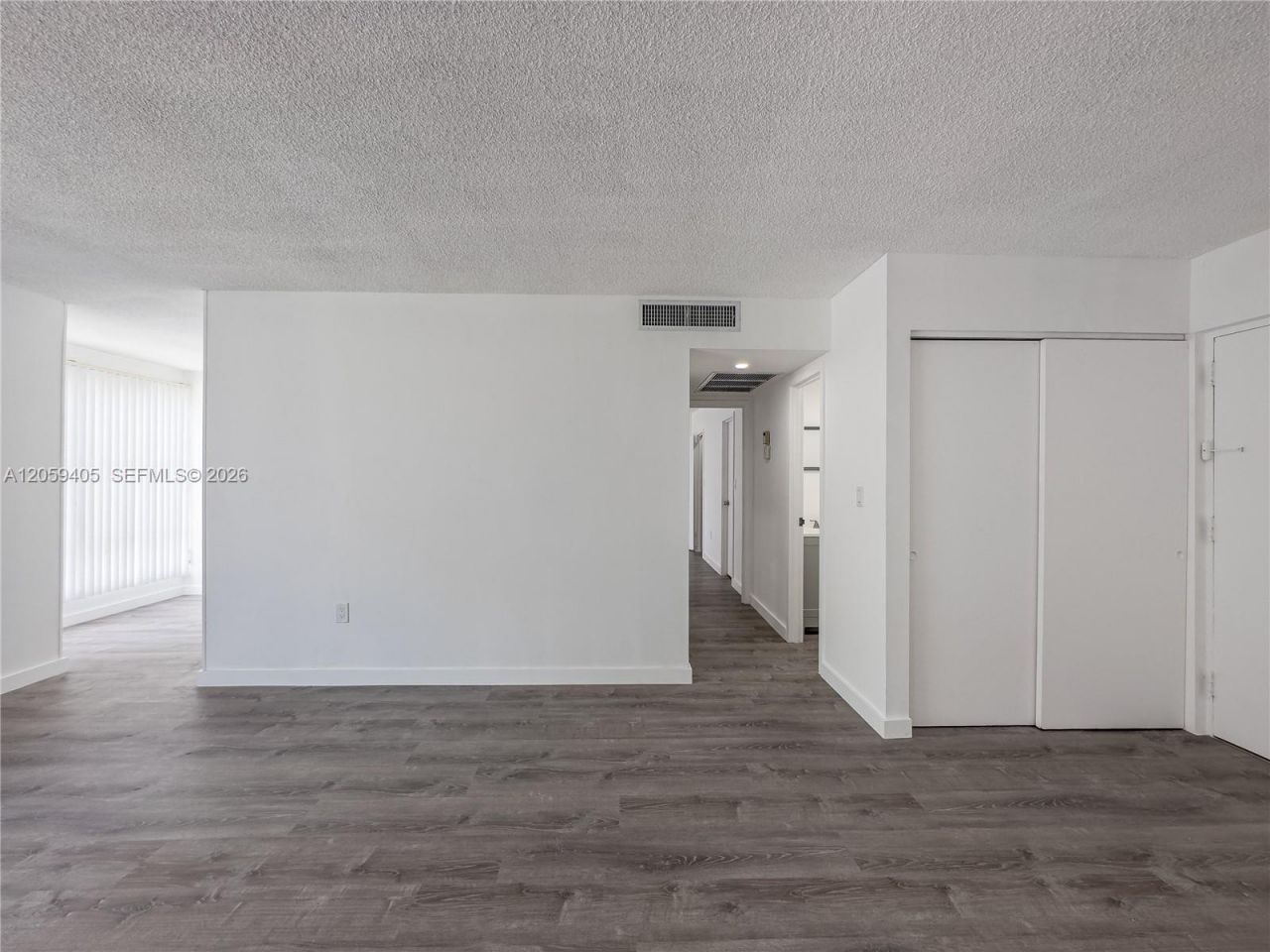 17570 Atlantic Blvd, Unit 210, Sunny Isles Beach, FL 33160 Photo