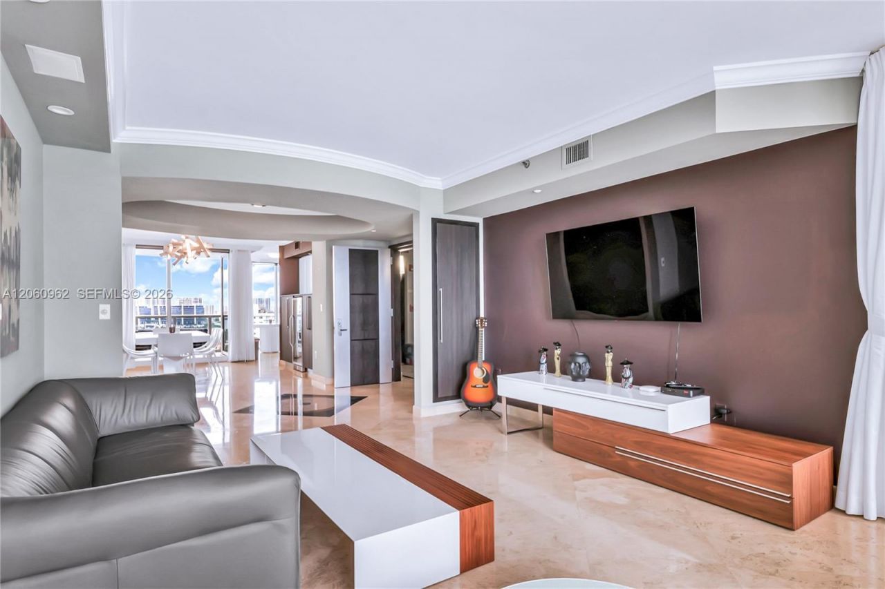 19333 Collins Ave, Unit 1903, Sunny Isles Beach, FL 33160 Photo