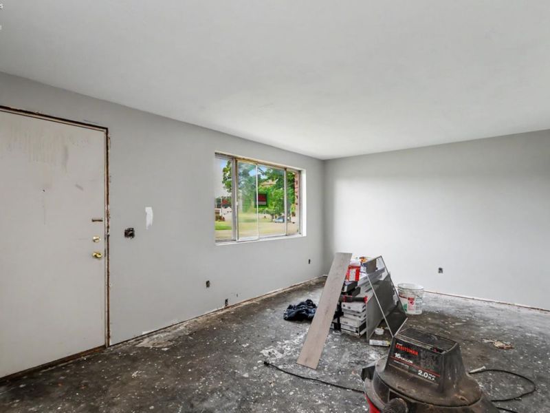 318 Rae Court, Willard, OH 44890 Photo 17