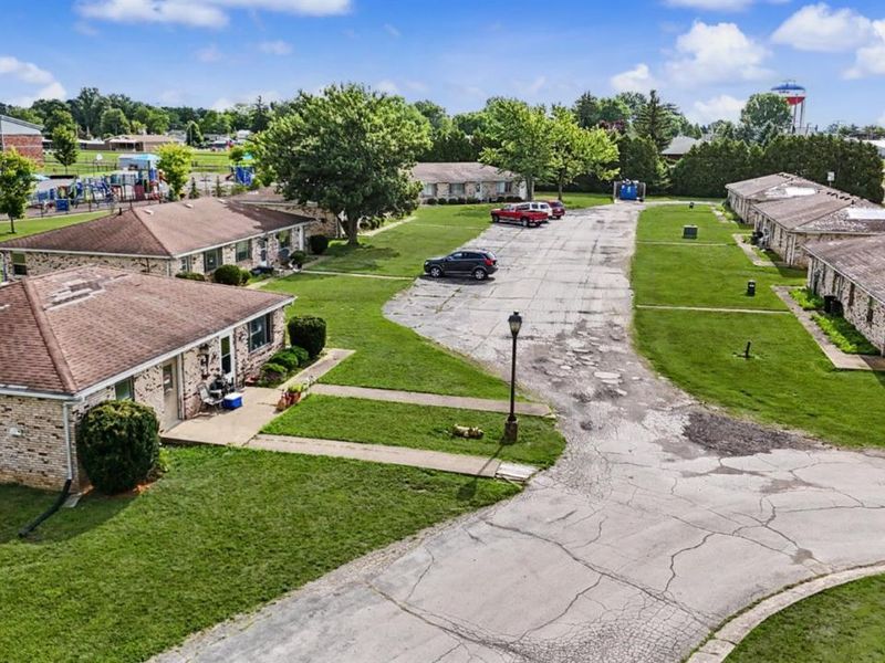 318 Rae Court, Willard, OH 44890 Photo 3