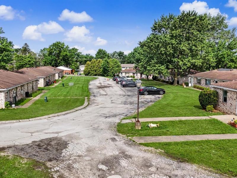 318 Rae Court, Willard, OH 44890 Photo 4