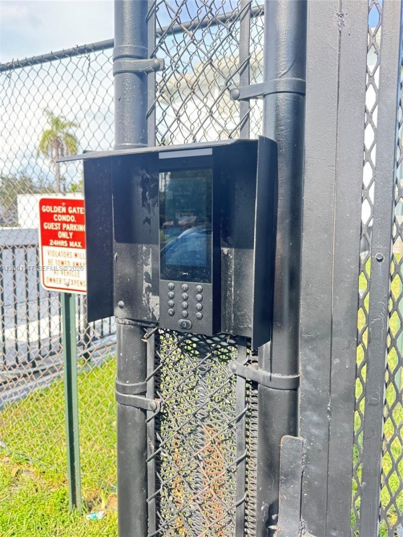 16450 NW 2nd Ave , Unit 207, Miami, FL 33169 Photo