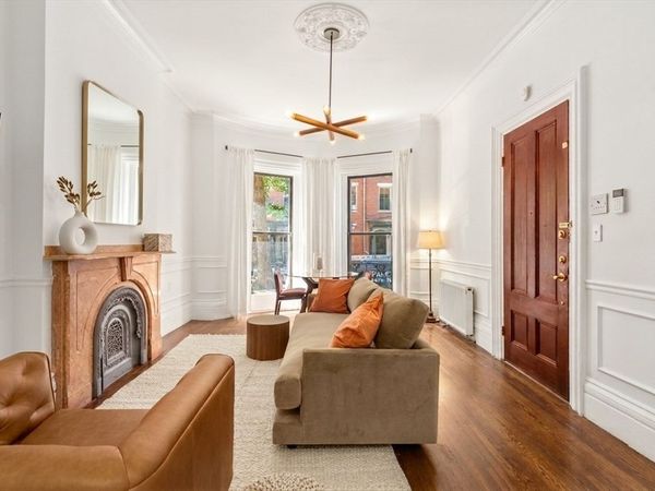 79 Waltham St, Unit 2, Boston, MA 02118