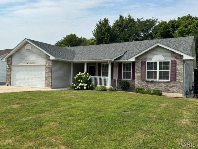 25 Spanish Oak Court , Troy, MO 63379 Main Photo