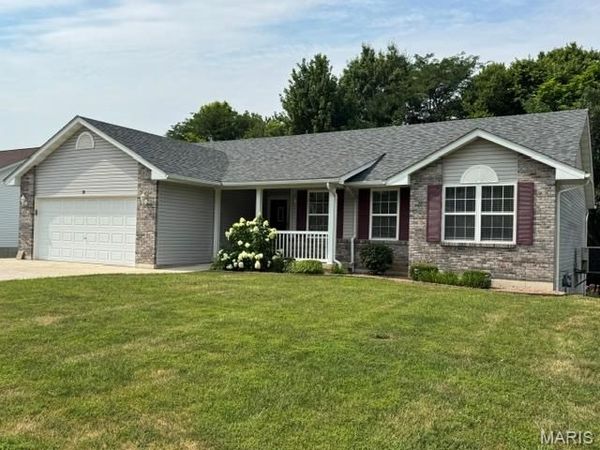 25 Spanish Oak Court , Troy, MO 63379