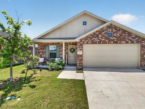 2003 Ava Drive, Ennis, TX 75119