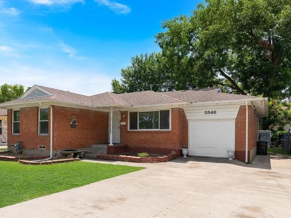 2546 Havenhurst Street , Farmers Branch, TX 75234