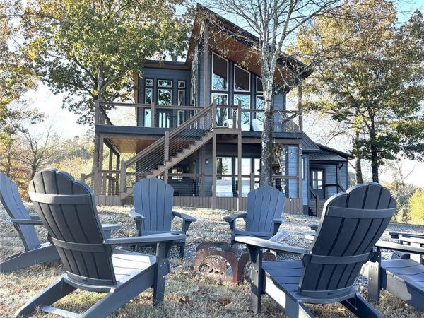 1384 Loop Road , Smithville, OK 74957