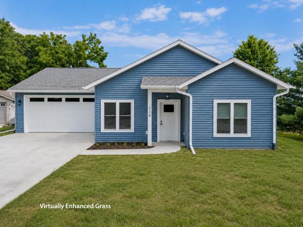 236 W 2nd Street, Reedsburg, WI 53959