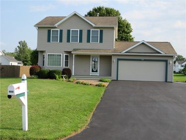119 Delaina Rose Circle , Brockport, NY 14420