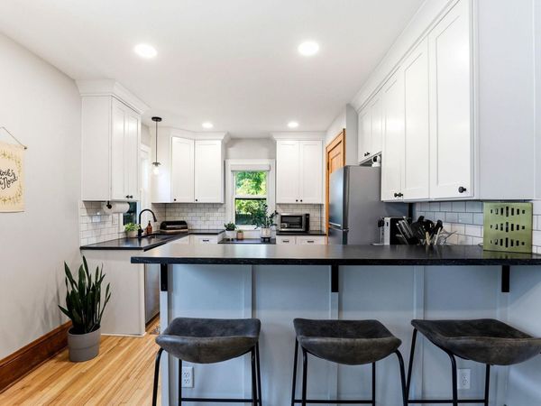 3040 19th Avenue S, Minneapolis, MN 55407