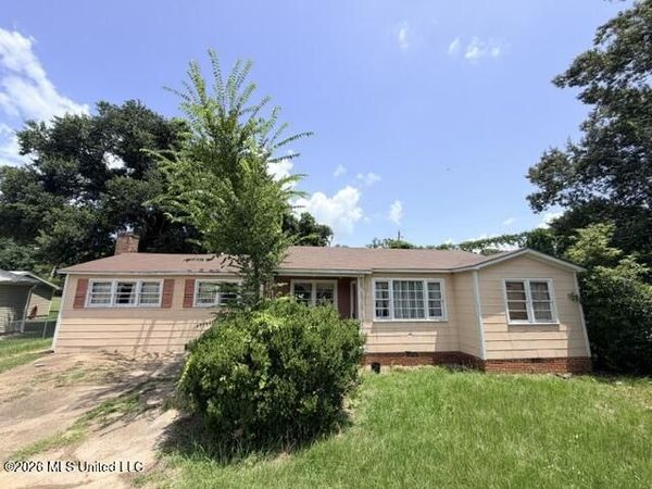 2815 Roselawn Drive, Natchez, MS 39120